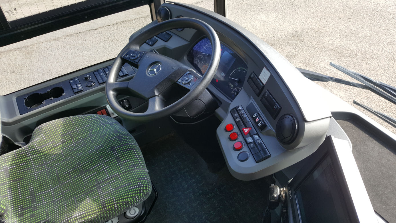Podpisanie umowy najmu 48 nowych autobusów w Gdańsku
