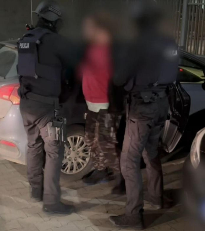 Łódź. Mężczyzna spłonął na przystanku. Domniemany sprawca podpalenia zatrzymany [ZDJĘCIA]