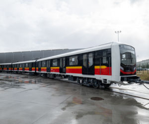 Trzaskowski ściąga czeskie pociągi dla Warszawiaków!