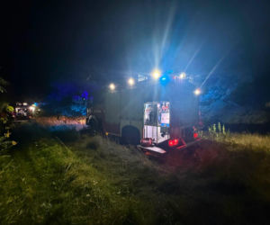 Pożar w Fordonie! Drewniany wóz stanął w płomieniach. Ogień mógł się rozprzestrzenić!