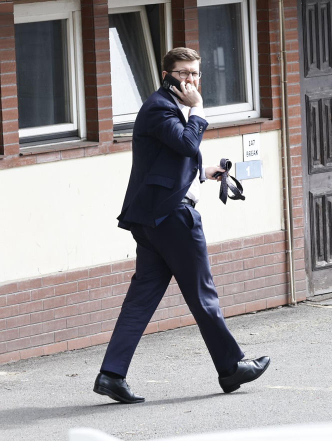 Kaczyński prosi o pieniądze