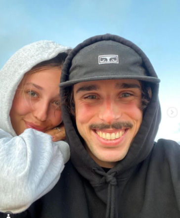 Izabella Krzan z partnerem