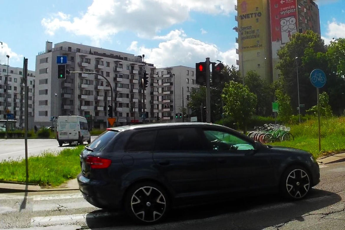 Plac Szyrockiego jest przekleństwem pieszych. Radny interweniuje