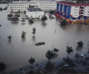 Powódź 1997 na Kozanowie we Wrocławiu [GALERIA, ZDJĘCIA]