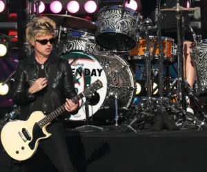 Halftime show na Super Bowl 2026: Bad Bunny, Lady Gaga, Pedro Pascal, Cardi B, John Bon Jovi i smaczki polityczne