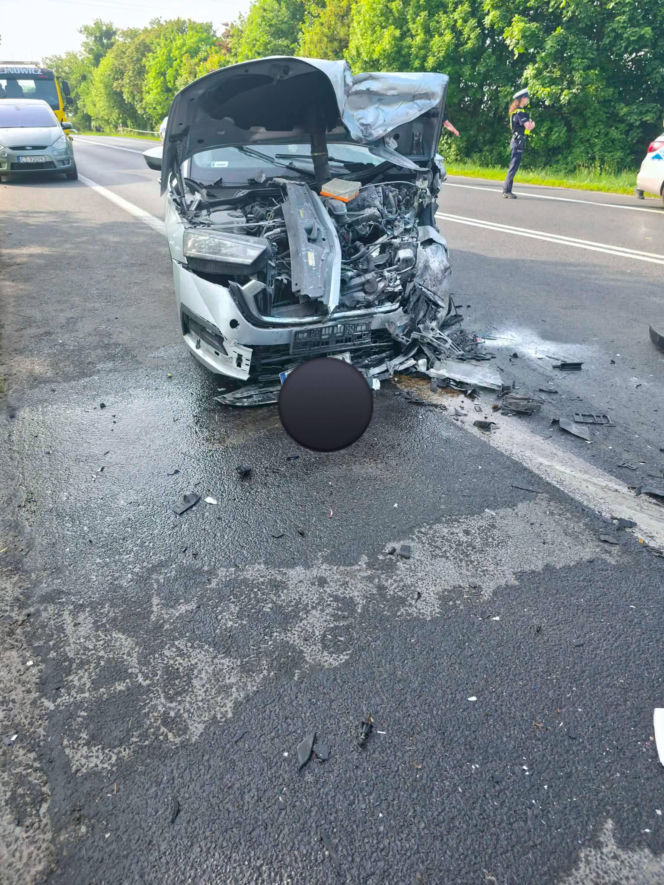 Tragiczny wypadek na DK w Głogowie pod Toruniem. Nie żyje jedna osoba