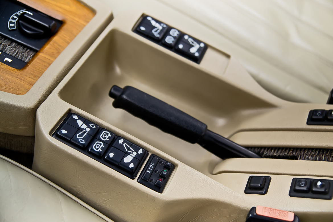 BMW 745i E23