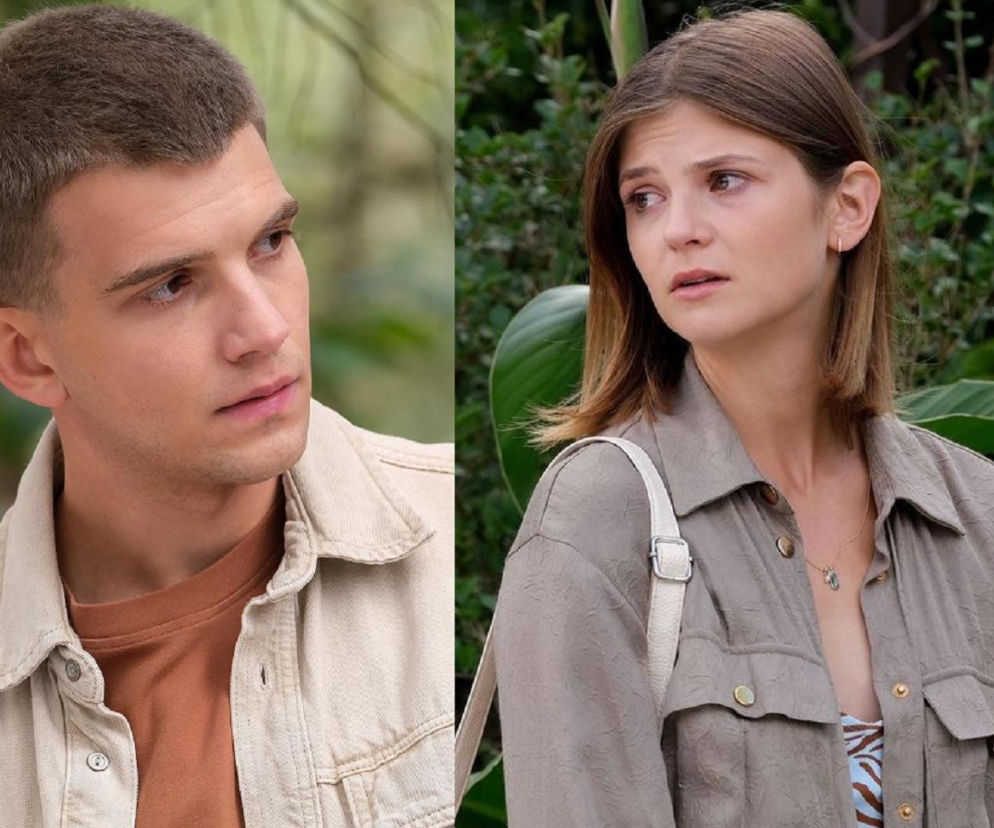 Mateusz Mostowiak (Rafał Kowalski) i Lilka Mostowiak (Monika Mielnicka) z serialu „M jak miłość” w zbliżeniu na tle zieleni. Mateusz ma krótkie, ciemne włosy, ubrany jest w beżową koszulę i brązowy podkoszulek, Lilka ma włosy do ramion, ubrana jest w szarą koszulę, jasny top i białą torebkę. Artykuły o ich losach znajdziesz na stronie Super Seriale.