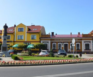 To jedno z najpiękniejszych śląskich miast. Kiedyś leżało w Małopolsce, a jego mieszkańcy mieli własny język