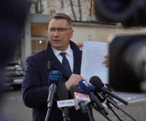 Przemysław Czarnek na stacji Orlen