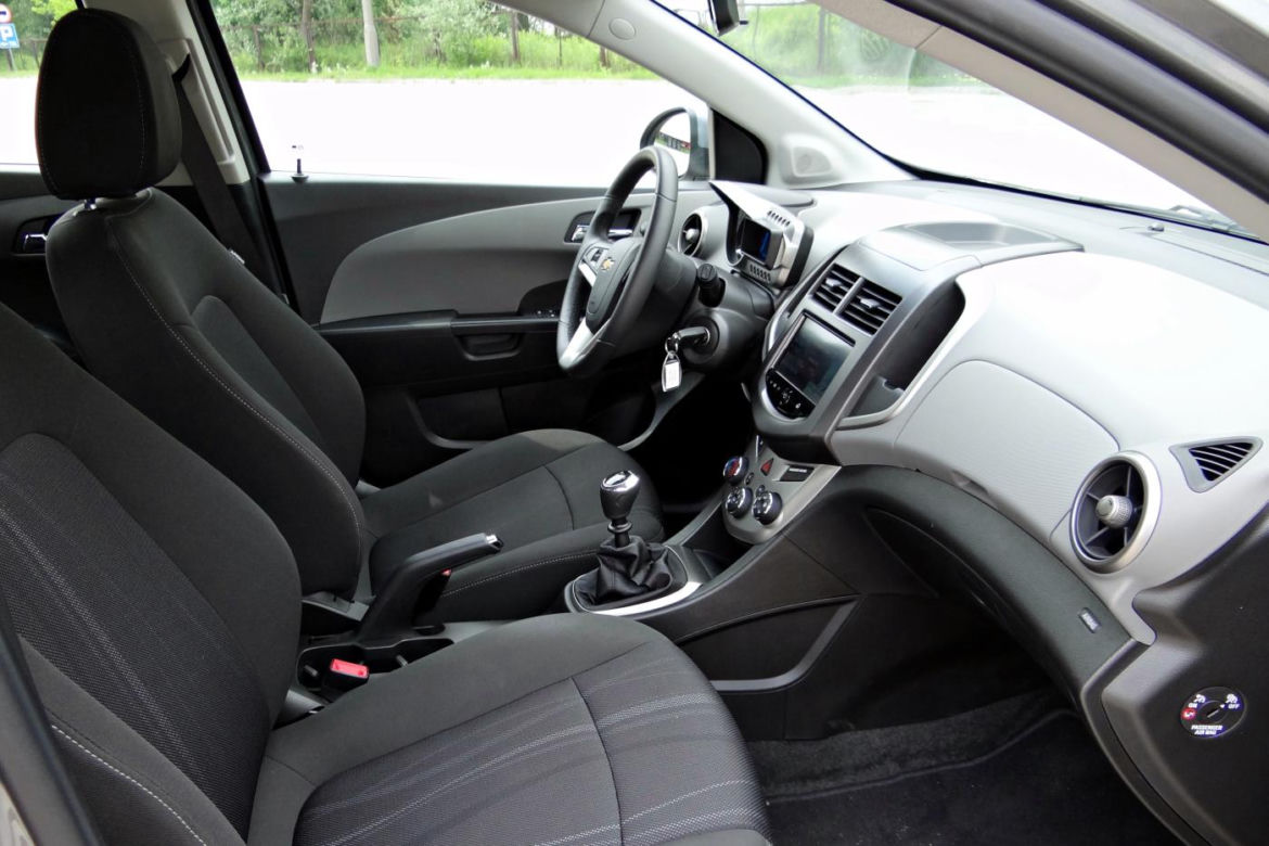 Chevrolet Aveo 5d 2013