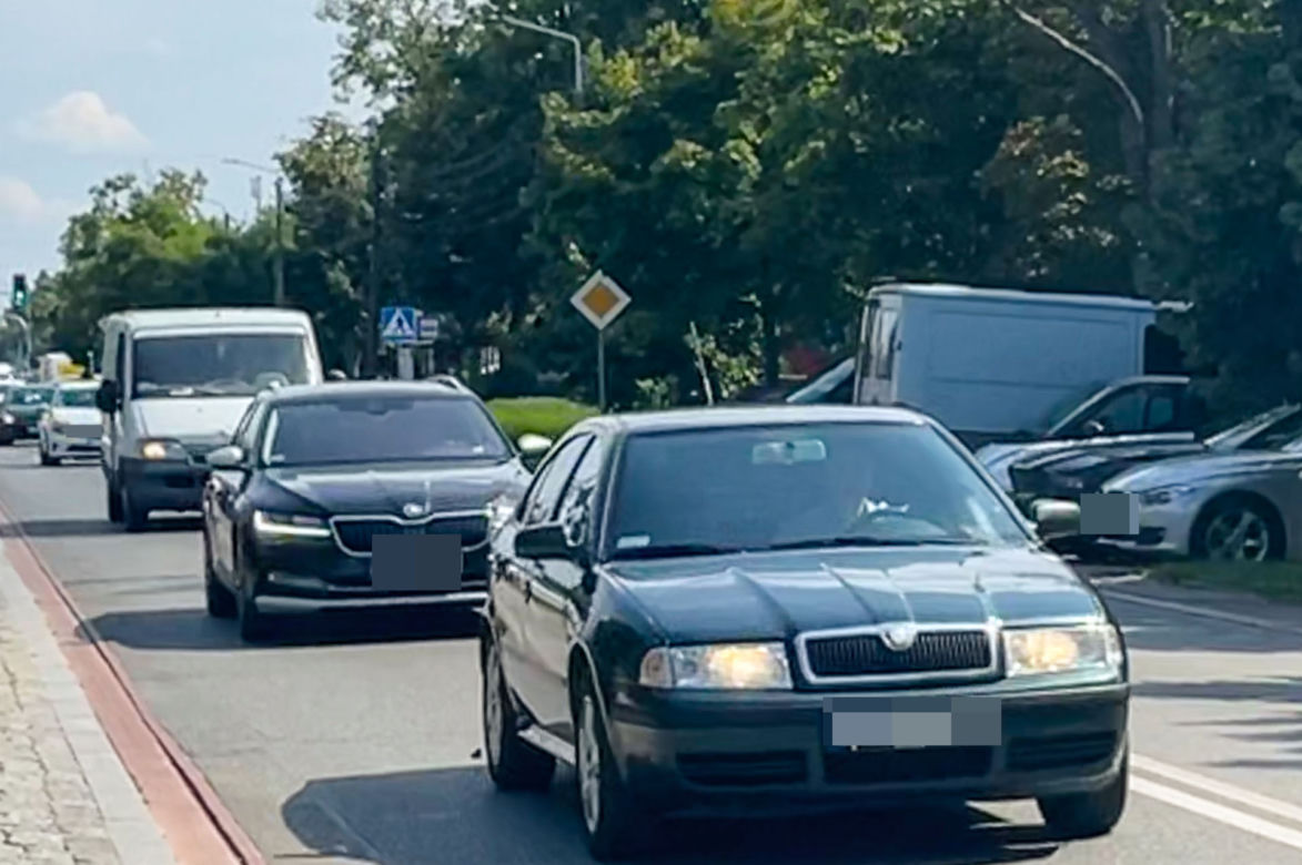 Prezes ruszył na wakacje