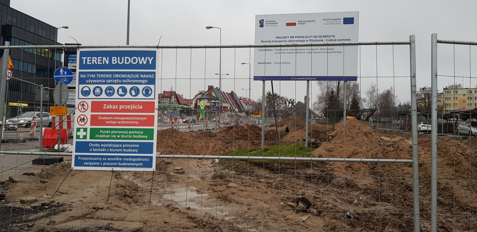Błoto, dziury i kałuże
