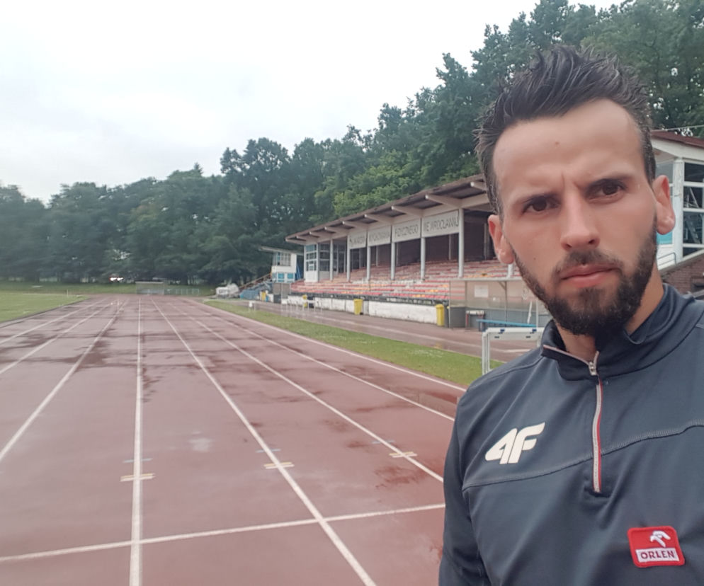 Łukasz Krawczuk wyrzucony ze stadionu