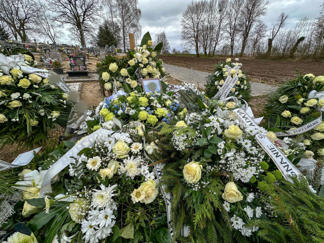 Tragiczny wypadek pod Dobrzykami. Mateusz zginął 400 metrów od domu
