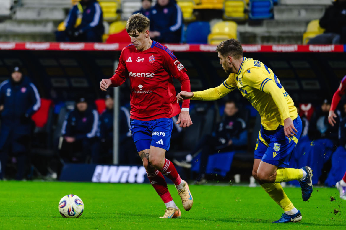 Arka Gdynia - Raków Częstochowa, zdjęcia kibiców i piłkarzy z meczu 17. kolejki PKO BP Ekstraklasy
