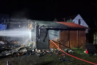 Tragiczny pożar w Borównie. Nie żyją dwie osoby