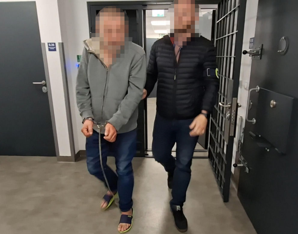 Z maczetą ruszył na sąsiada. Horror w Otwocku