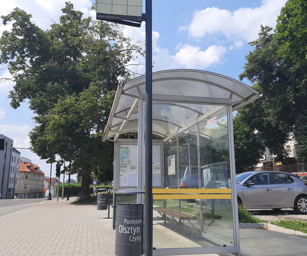 Pozostaw Olsztyn czysty. Nowe kosze na przystankach mają zachęcać do dbania o miasto