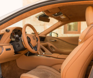 Lexus LC500 5.0 V8 477 KM Carbon