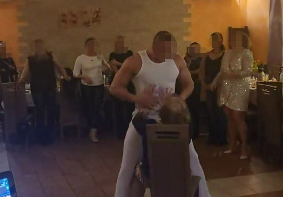 Pikantna zabawa w NSZZ Solidarność KWK Sośnica. Panie bawiły się na całego! 