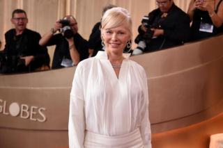 Pamela znów jest blondynką! Zobacz kreacje ze Złotych Globów