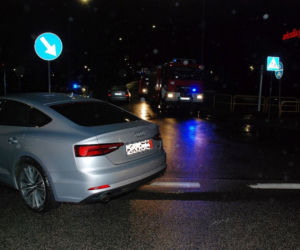 Zignorowała znaki i doprowadziła do czołówki. Naprawa tych aut będzie sporo kosztować 