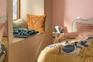 Aranżacja okna w sypialni