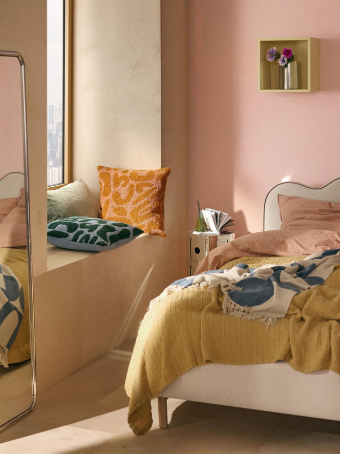 Aranżacja okna w sypialni