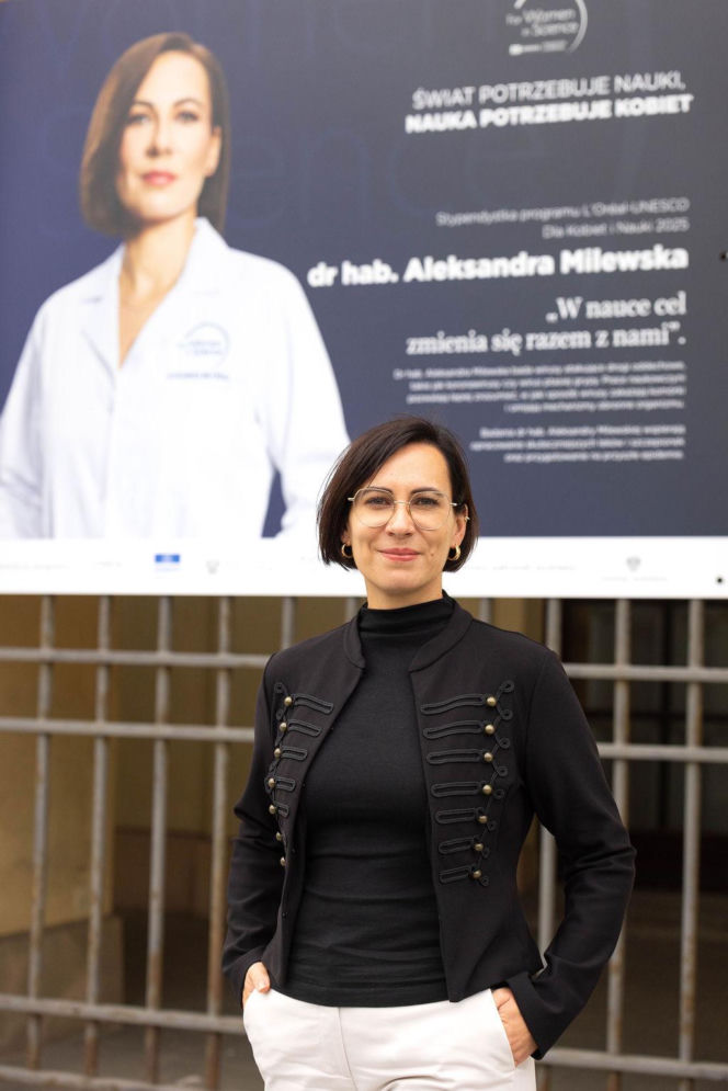 Nauka ma kobiece twarze, które warto zobaczyć. Wyjątkowa wystawa na Placu Bankowym w Warszawie