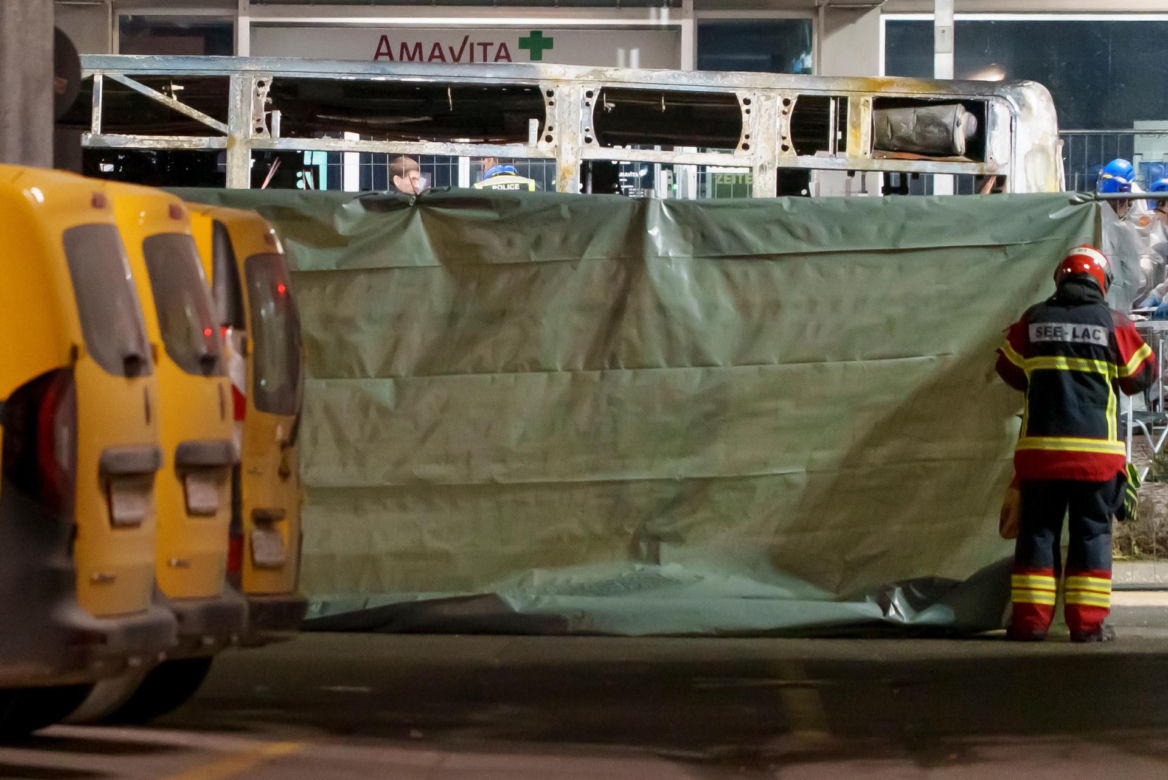 Szwajcaria. Pożar autokaru w kantonie Fryburg – są zabici i ranni
