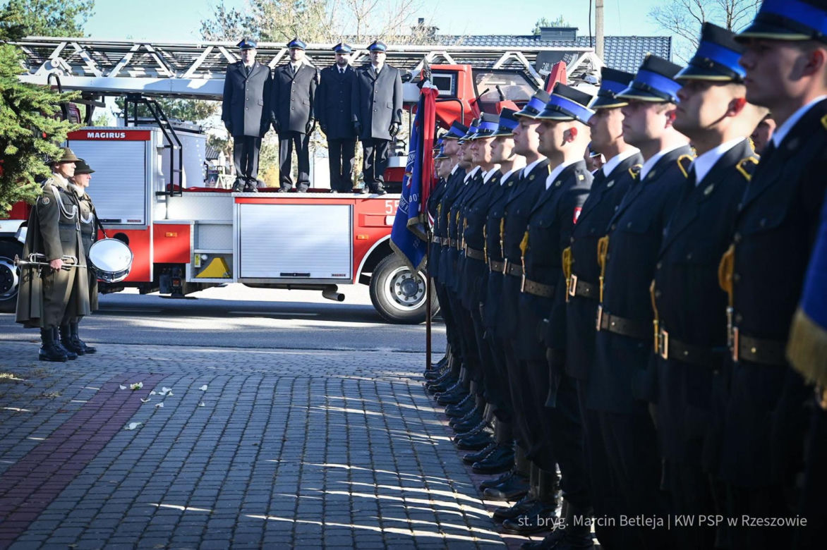 Ruszył na ratunek i zapłacił za to najwyższą cenę. Poruszające pożegnanie 29-letniego Wojciecha