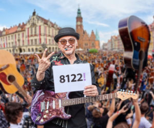 Leszek Cichoński szuka swoich uczniów.  Konkurs i Zlot Workshopowców w ramach Gitarowego Rekordu Świata we Wrocławiu 