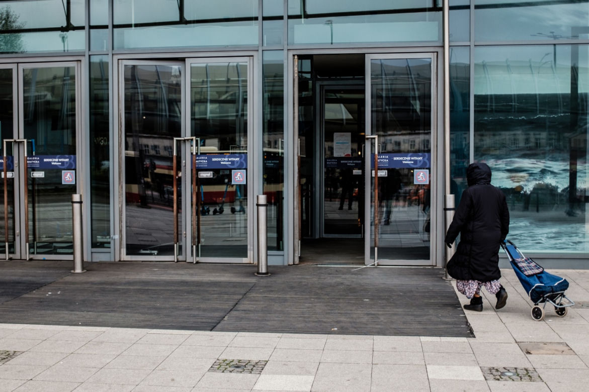Koronawirus w Trójmieście: Pracownicy galerii handlowych drżą przed zwolnieniami