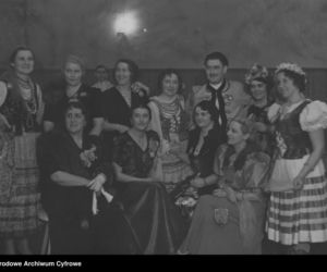 Sylwester w Warszawie sprzed lat. Tak stolica witała dawniej Nowy Rok