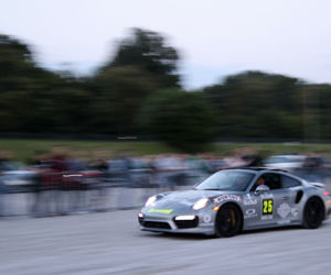 Gumball 3000 2017 w Warszawie pod Stadionem Narodowym