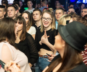 Piękne dziewczyny opanowały dyskotekę. Zobacz najlepsze zdjęcia z imprezy!