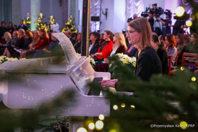 Marta Nawrocka na spotkaniu przedświątecznym z Paniami Ambasador i Współmałżonkami Szefów Misji Dyplomatycznych