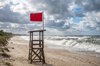 Sinice Pobierowo. Czy w Pobierowie można się kąpać 18.08? Flaga, warunki pogodowe