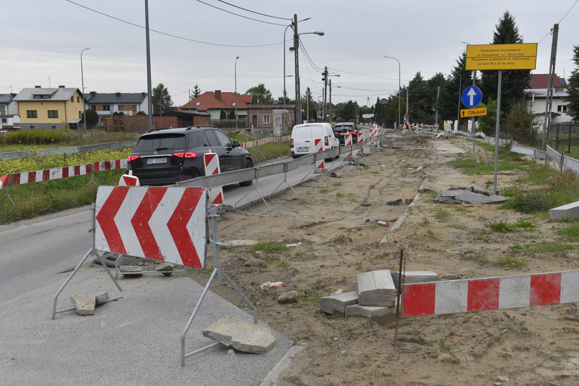 Rozgrzebali skrzyżowanie i zostawili. Wykonawca nowego ronda złożył wniosek o upadłość