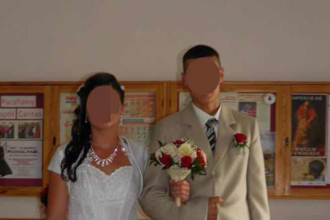 Całą noc konała przy zwłokach męża