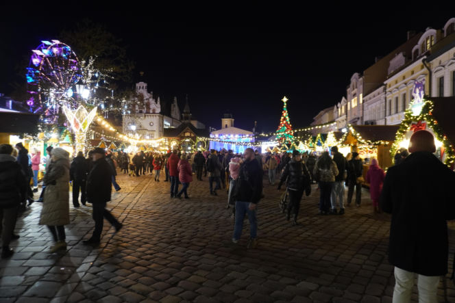 Świąteczne Miasteczko w Rzeszowie już otwarte!
