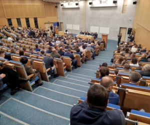 Protest rolników na spotkaniu z ministrem rolnictwa na Uniwersytecie w Siedlcach