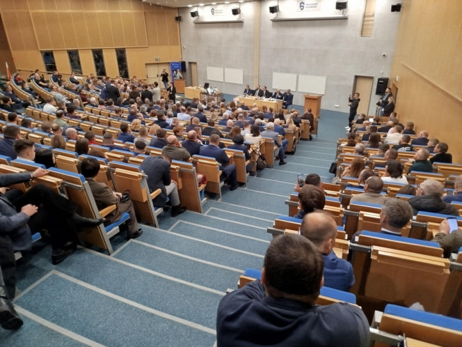 Protest rolników na spotkaniu z ministrem rolnictwa na Uniwersytecie w Siedlcach