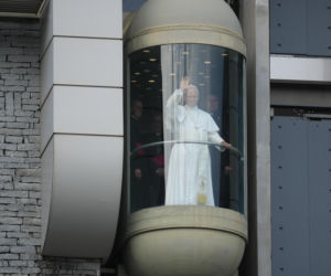 Papież Leon XIV w szpitalu z guzem płuca! Podano ważną datę