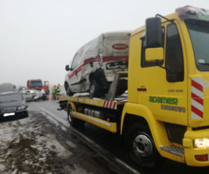 Groźny wypadek na DK 25 pod Bydgoszczą! Cztery osoby trafiły do szpitala! [ZDJĘCIA]