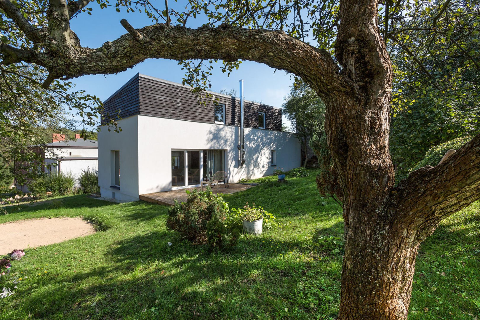 Dom w starej ślusarni