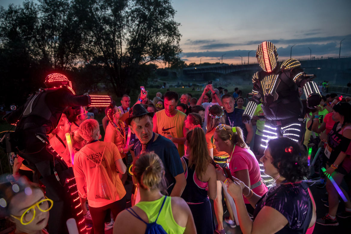 ESKA LEDs RUN  - zdjęcia z biegu innego niż wszystkie