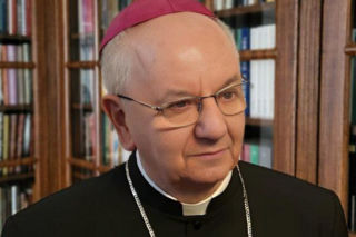 Abp Budzik: Boże Narodzenie jest wszędzie tam, gdzie wyciągamy rękę do drugiego człowieka [AUDIO]