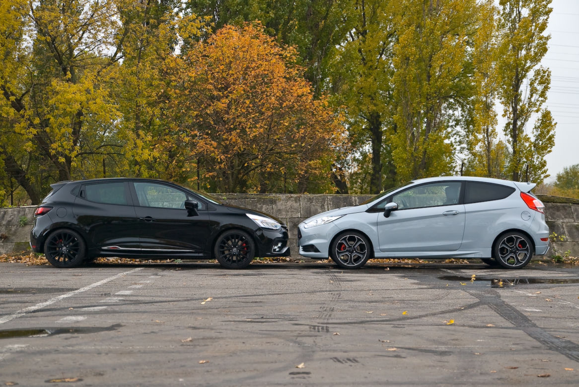 Ford Fiesta ST200 Renault Clio RS Trophy